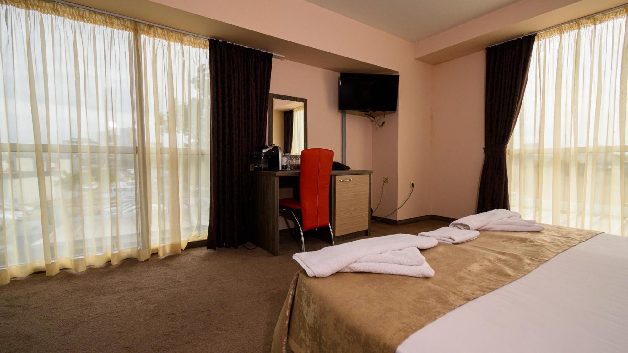 Hotel City Burgas Exterior photo
